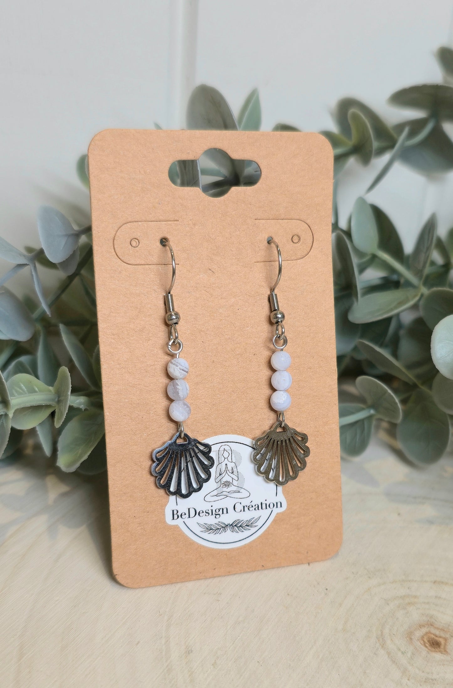 Boucles d’oreilles Coquillage Agate dentelle bleue