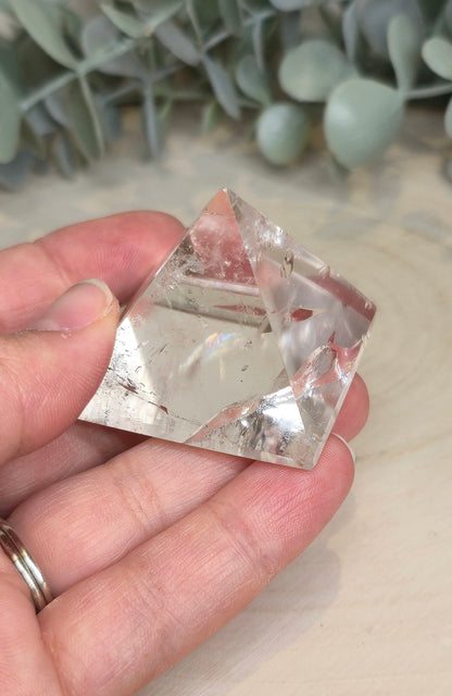 Pyramide Quartz clair (extra clair)