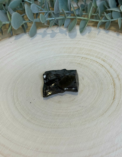 Shungite Élite brute de la Russie