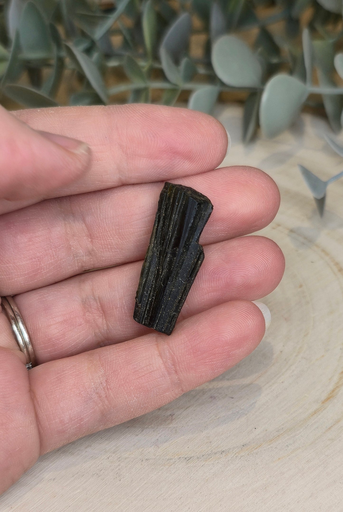 Tourmaline verte brute