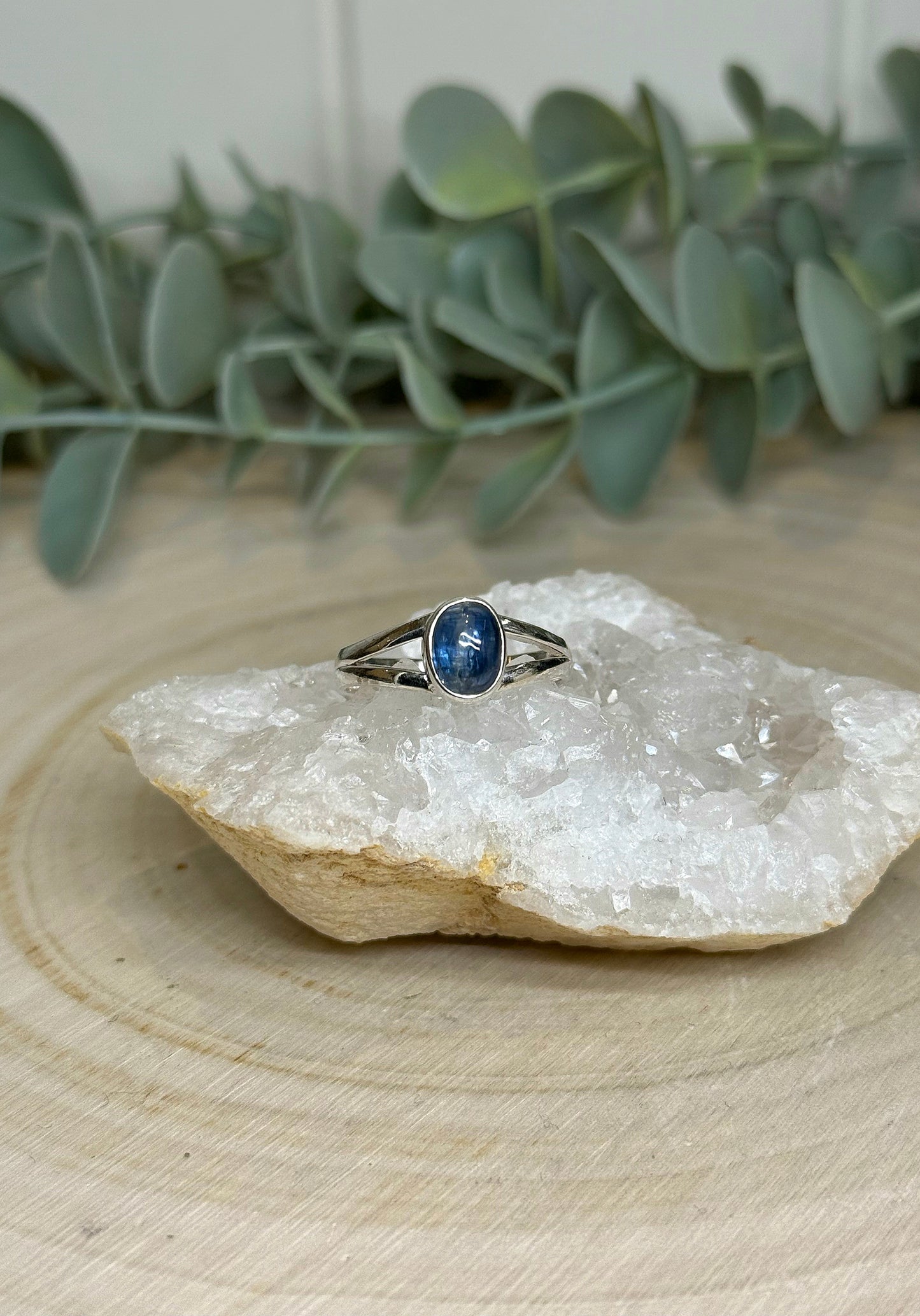 Bague ovale Kyanite