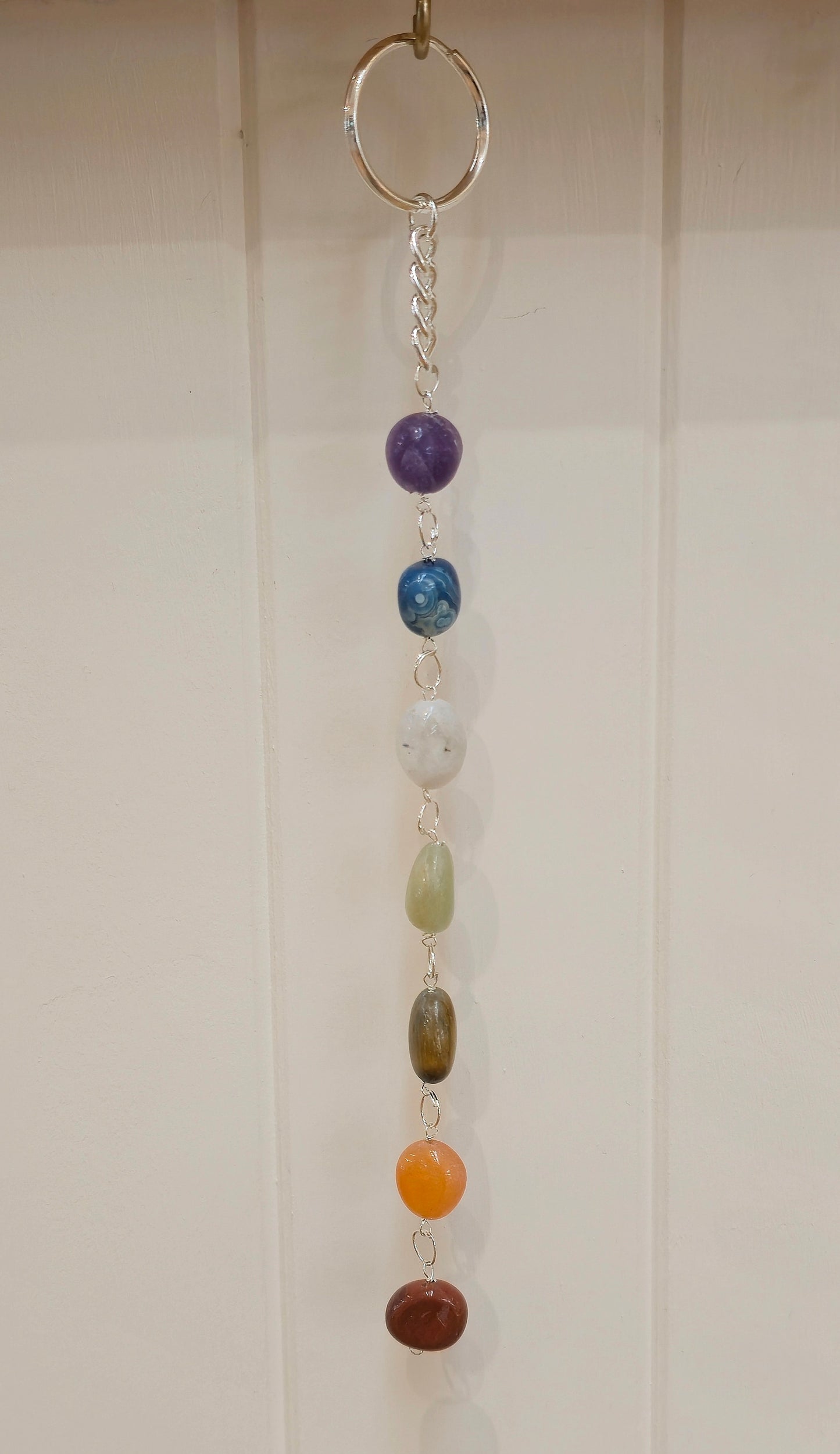 Chakras en Pierres barattées suspendues