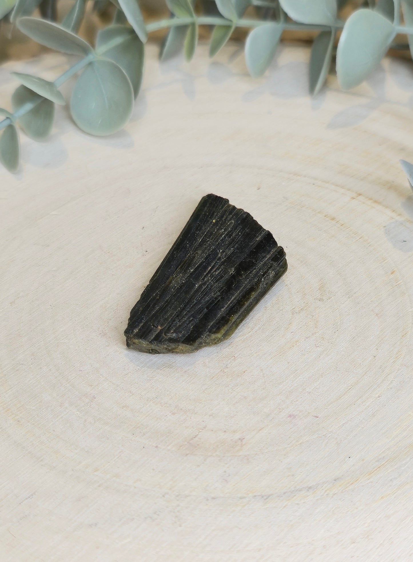 Tourmaline verte brute