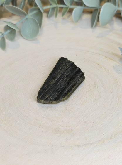 Tourmaline verte brute