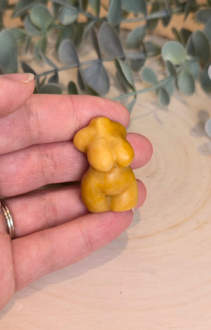 Mini Femme Aventurine jaune