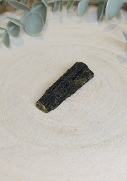 Tourmaline verte brute