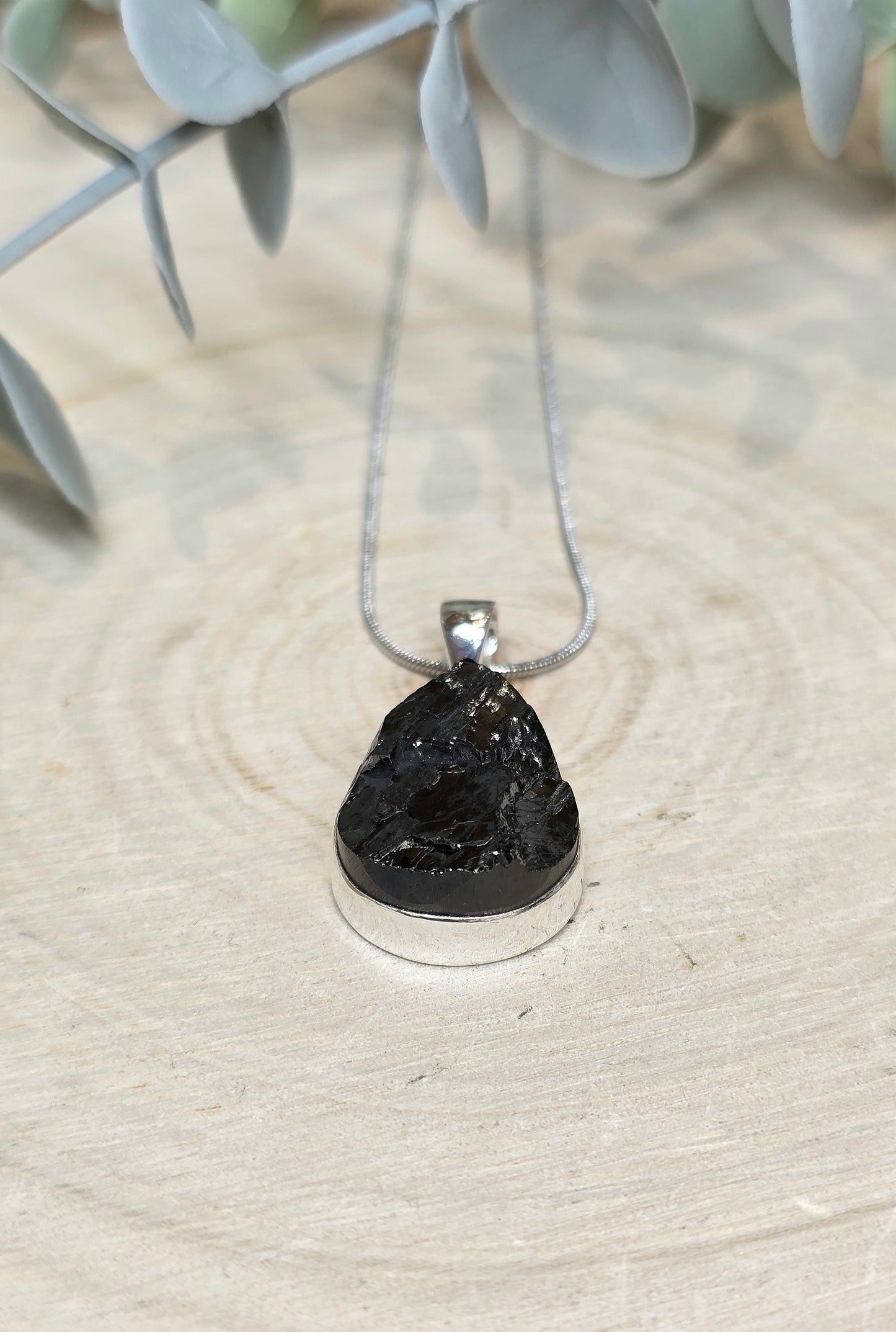 Collier Shungite