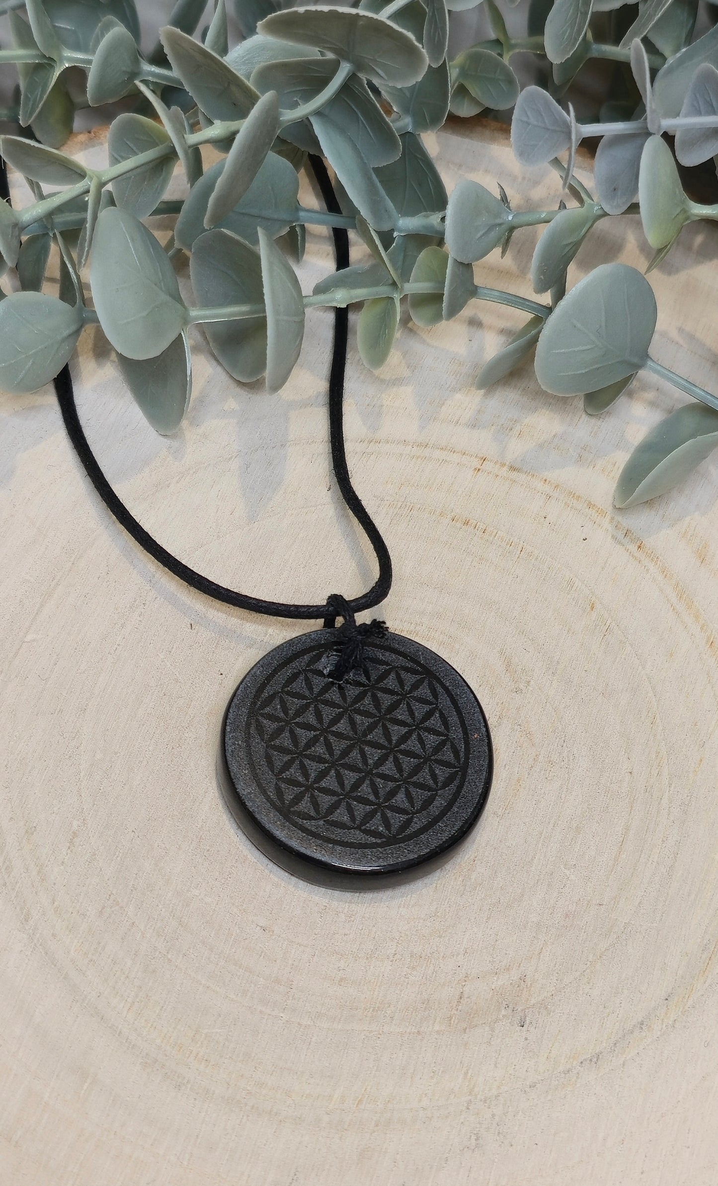 Collier Fleur de vie en Obsidienne