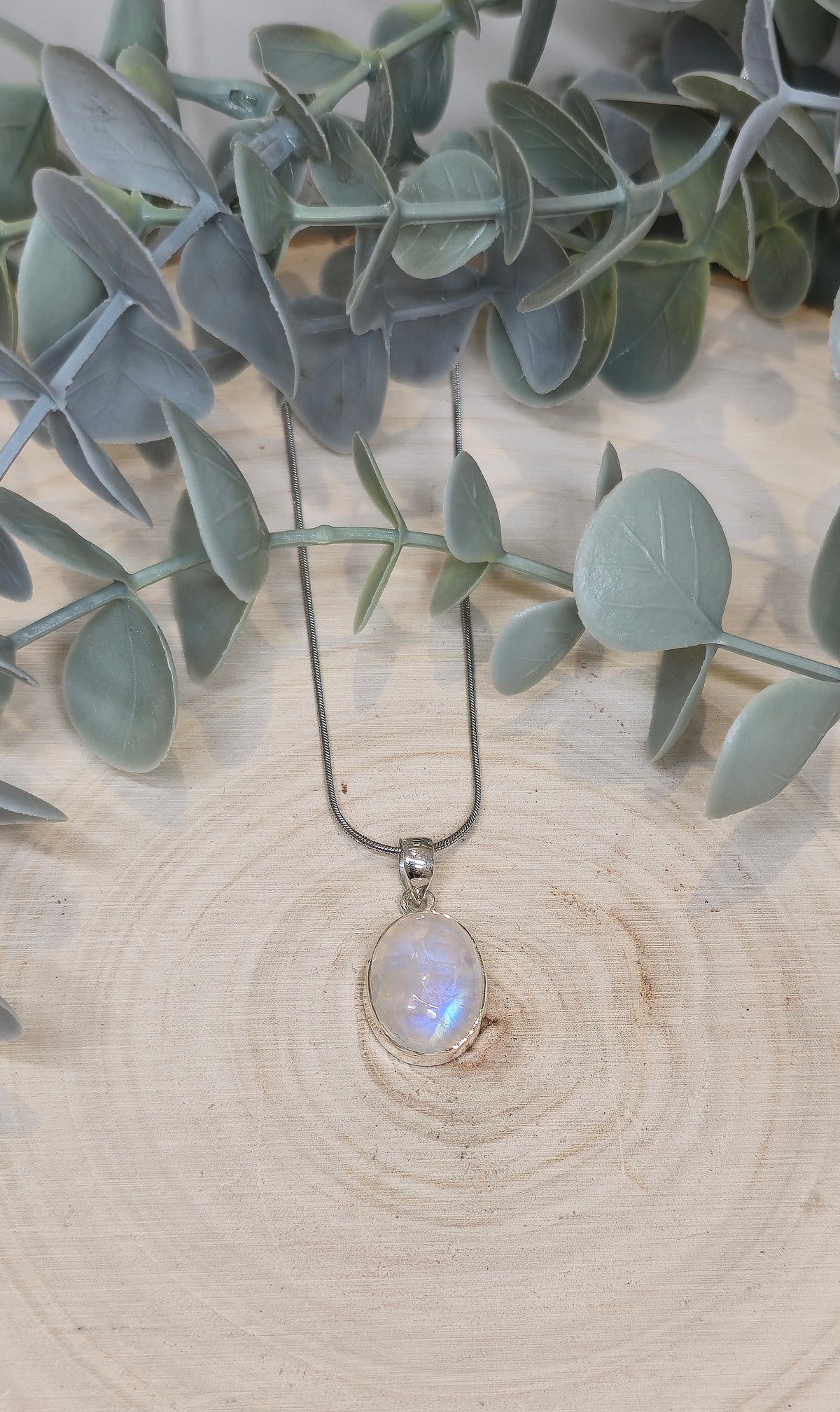Collier Pierre de lune ovale