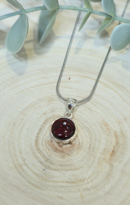 Collier en Grenat