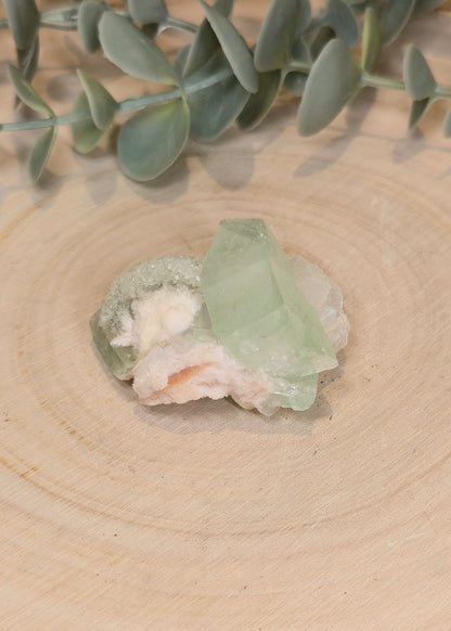 Apophyllite verte brute d'Inde