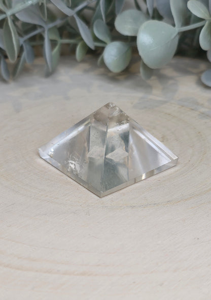 Pyramide Quartz clair (extra clair)