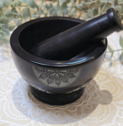 Mortier fleur en pierre de savon