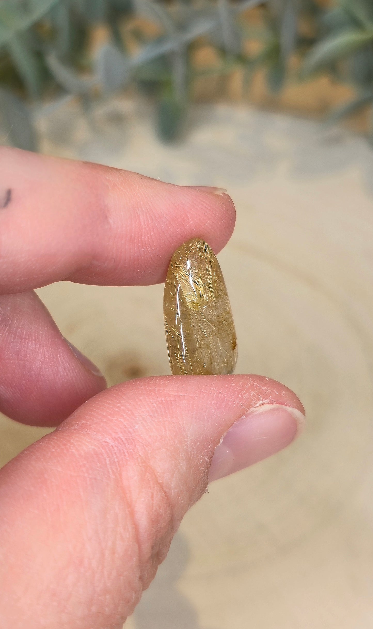 Quartz rutilé en goutte