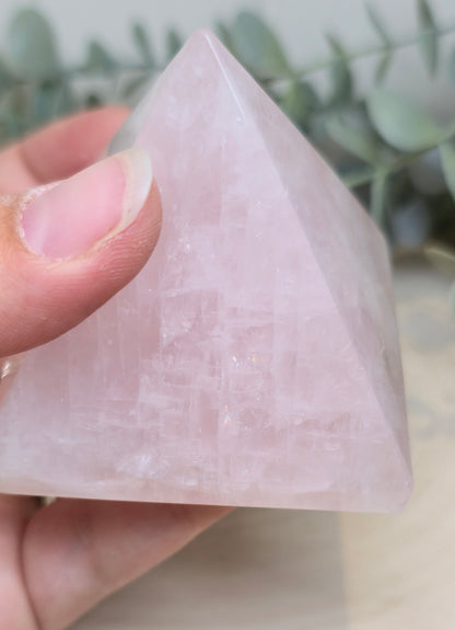 Pyramide Quartz rose