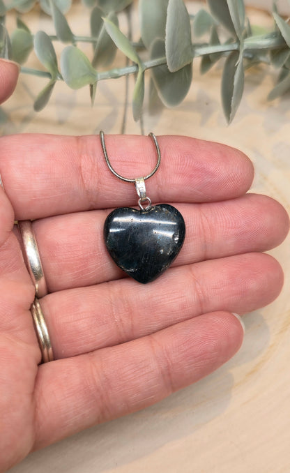Collier en coeur en Apatite