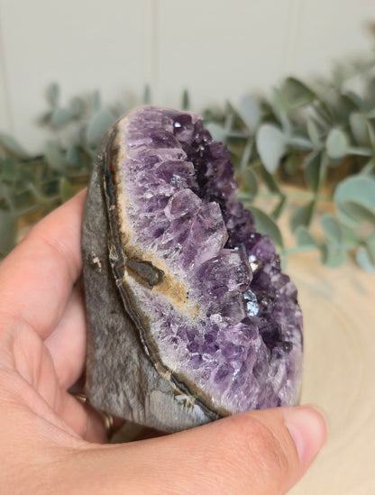 Base géode d’Améthyste du Brésil