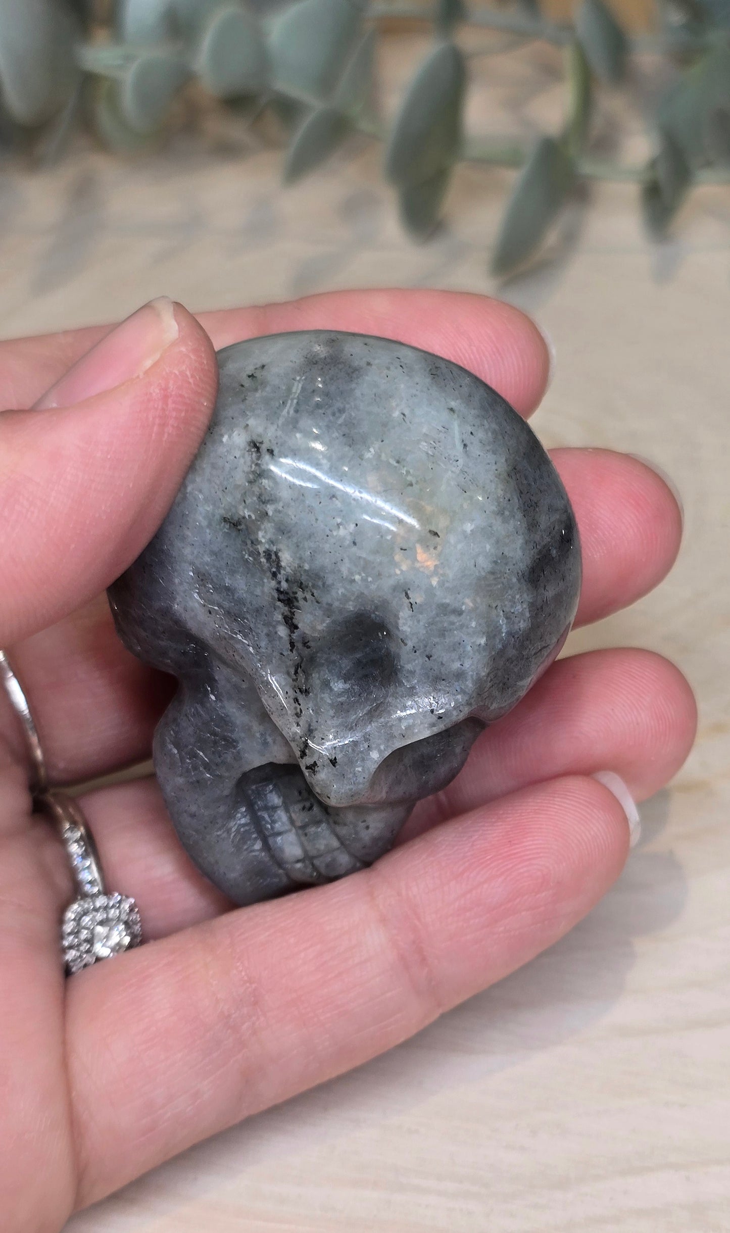 Crâne en Labradorite