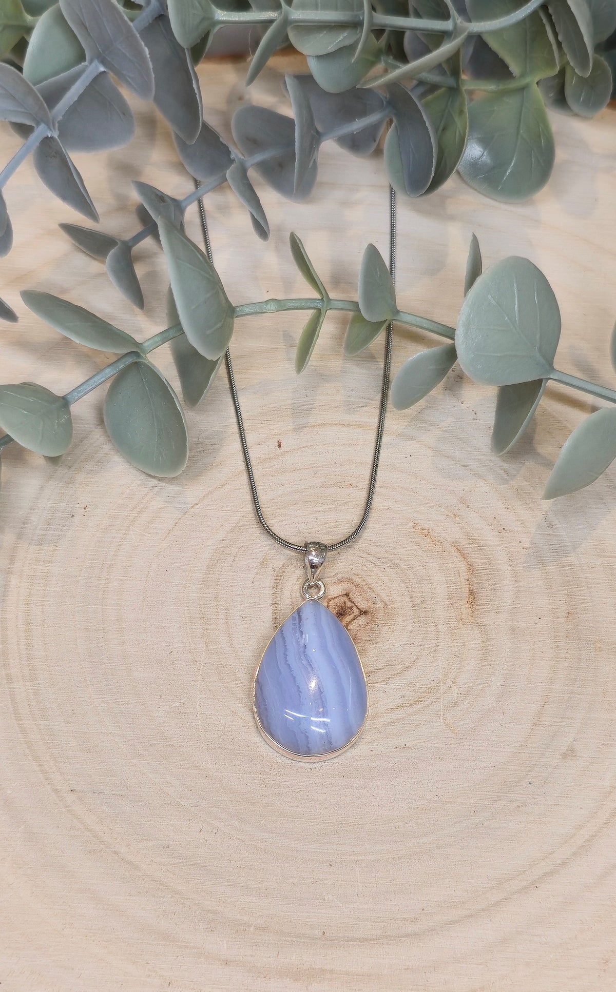 Collier Agate Dentelle