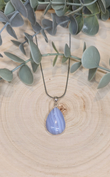 Collier Agate Dentelle