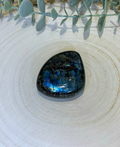 Pierre de paume en Labradorite