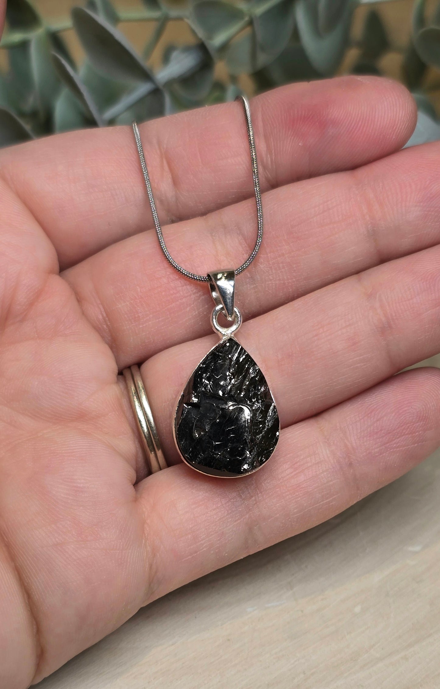 Collier Shungite