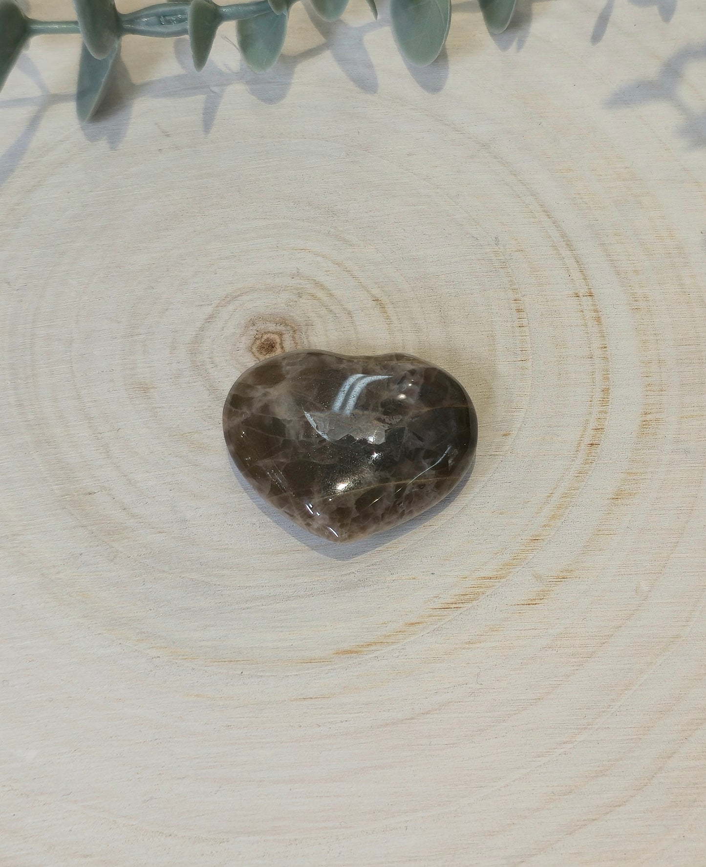 Coeur en Pierre de lune noire