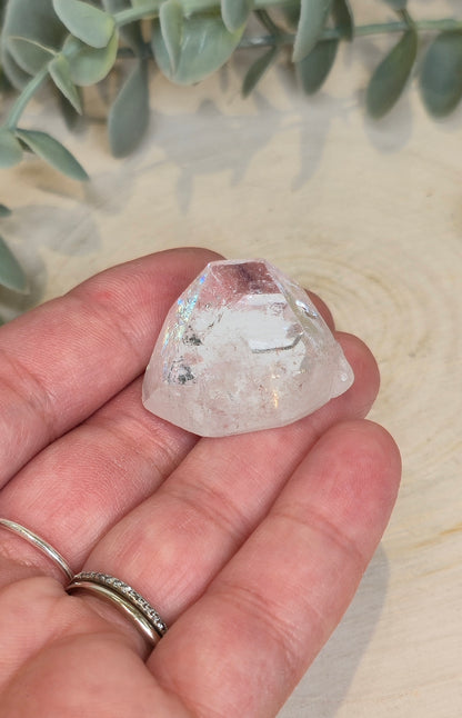 Pointe en Apophyllite