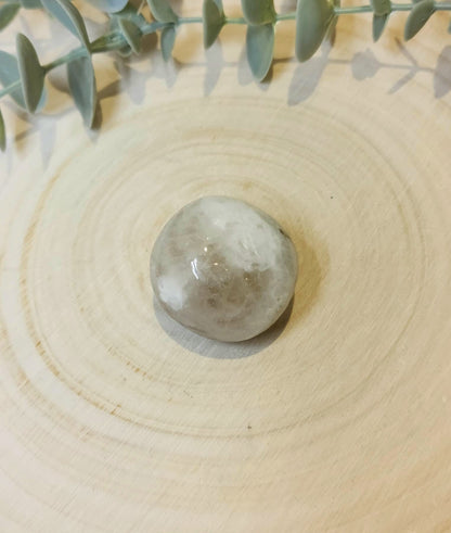 Pierre de lune barattée