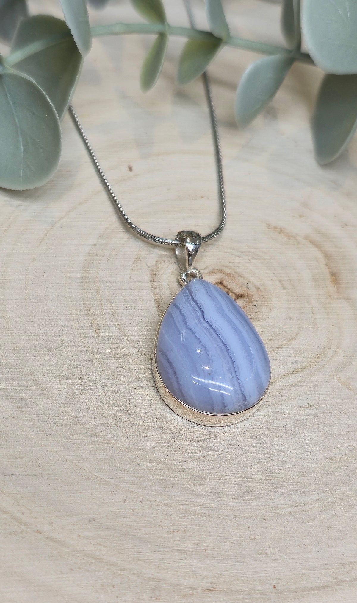 Collier Agate Dentelle