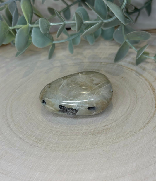 Pierre de lune verte de paume