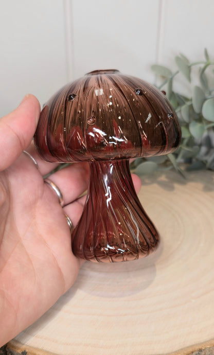 Vase champignon brun rond