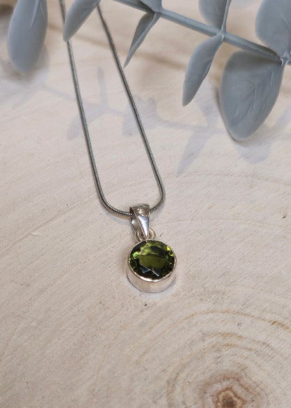 Collier Moldavite