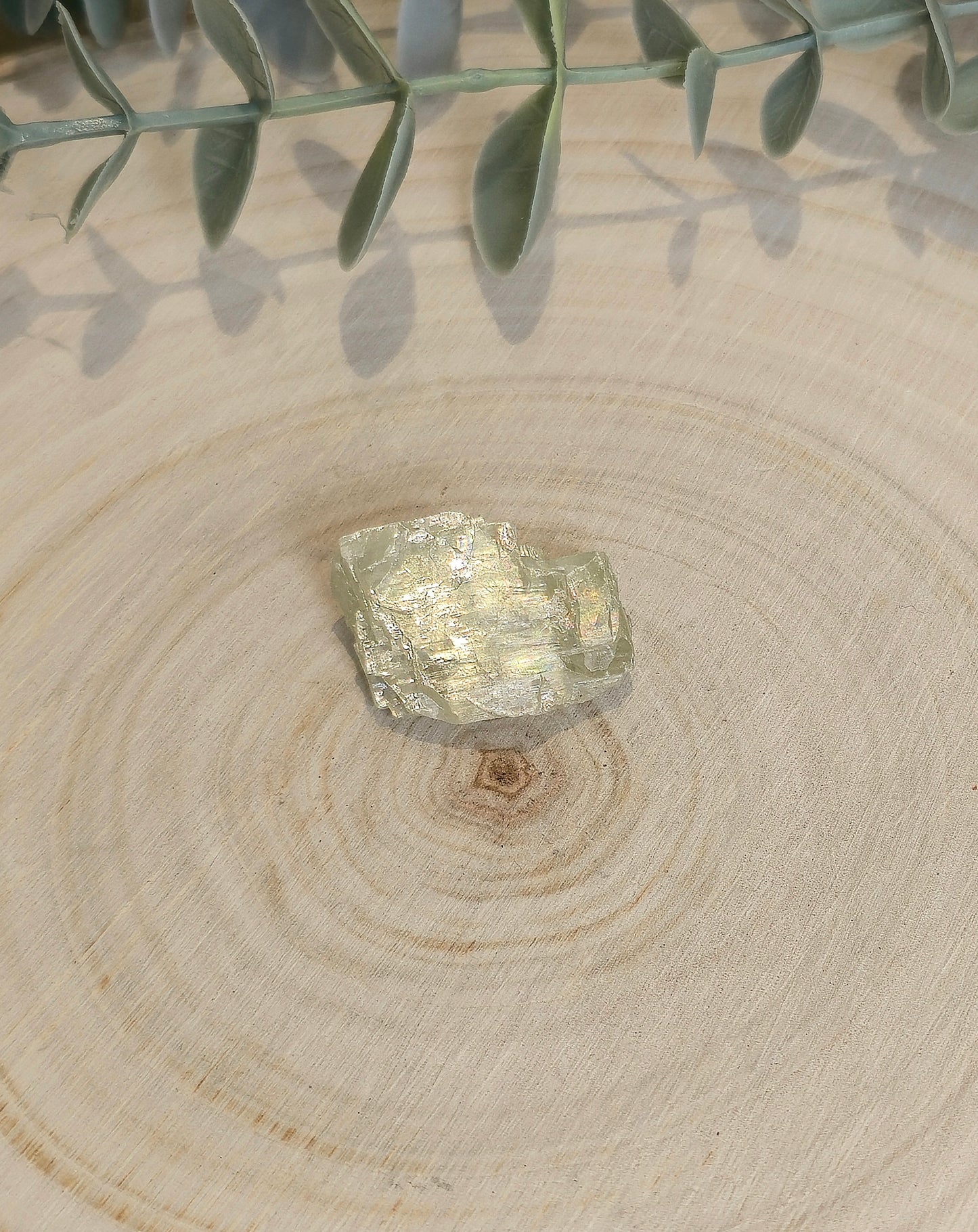 Hiddenite brute