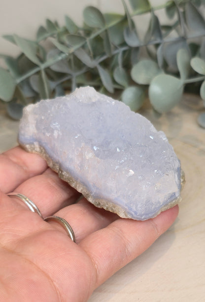Amas de Calcédoine bleue