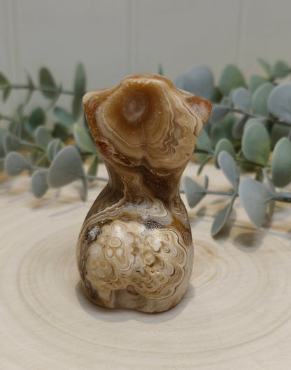 Femme Agate fleur ambrée