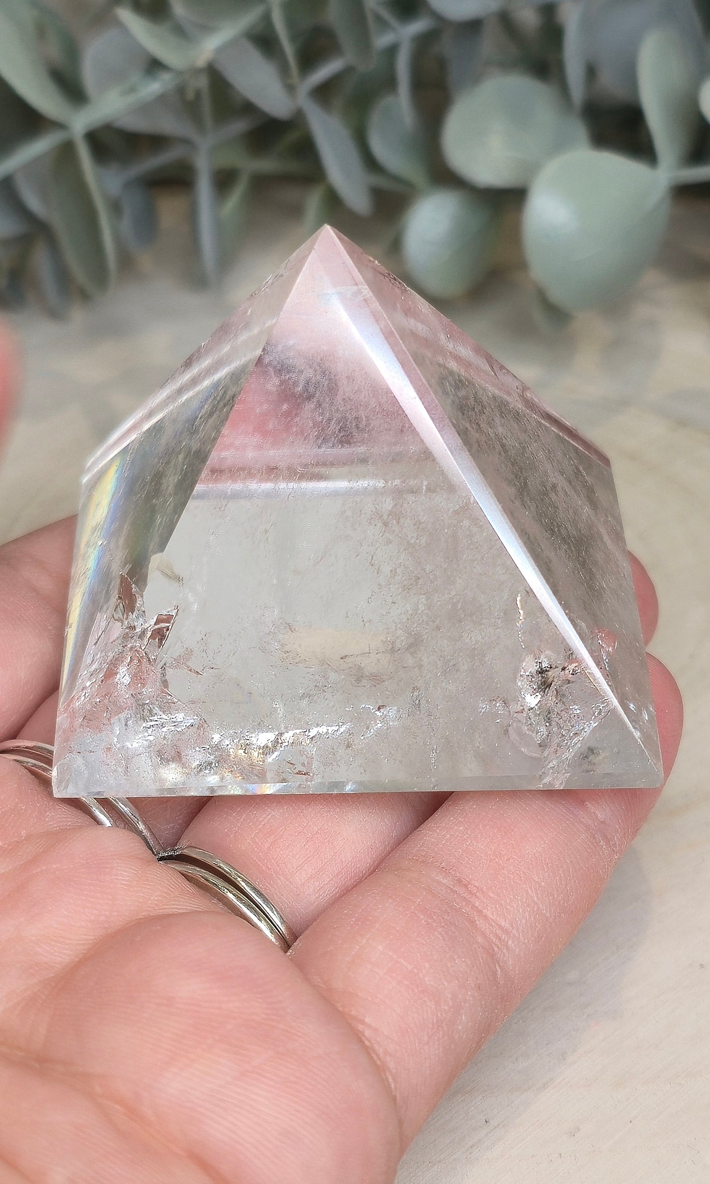 Pyramide Quartz clair (extra clair)