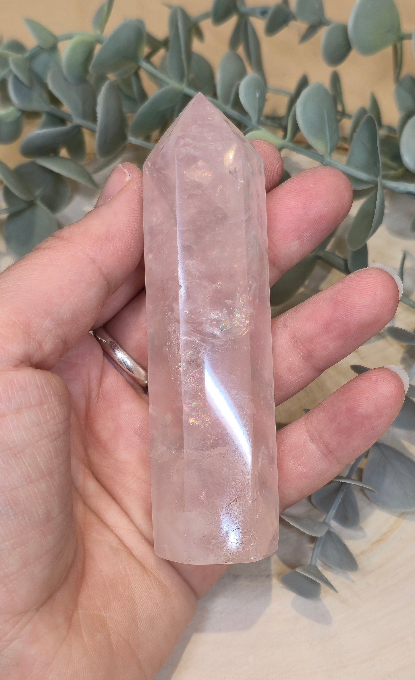 Pointe en Quartz rose de Madagascar