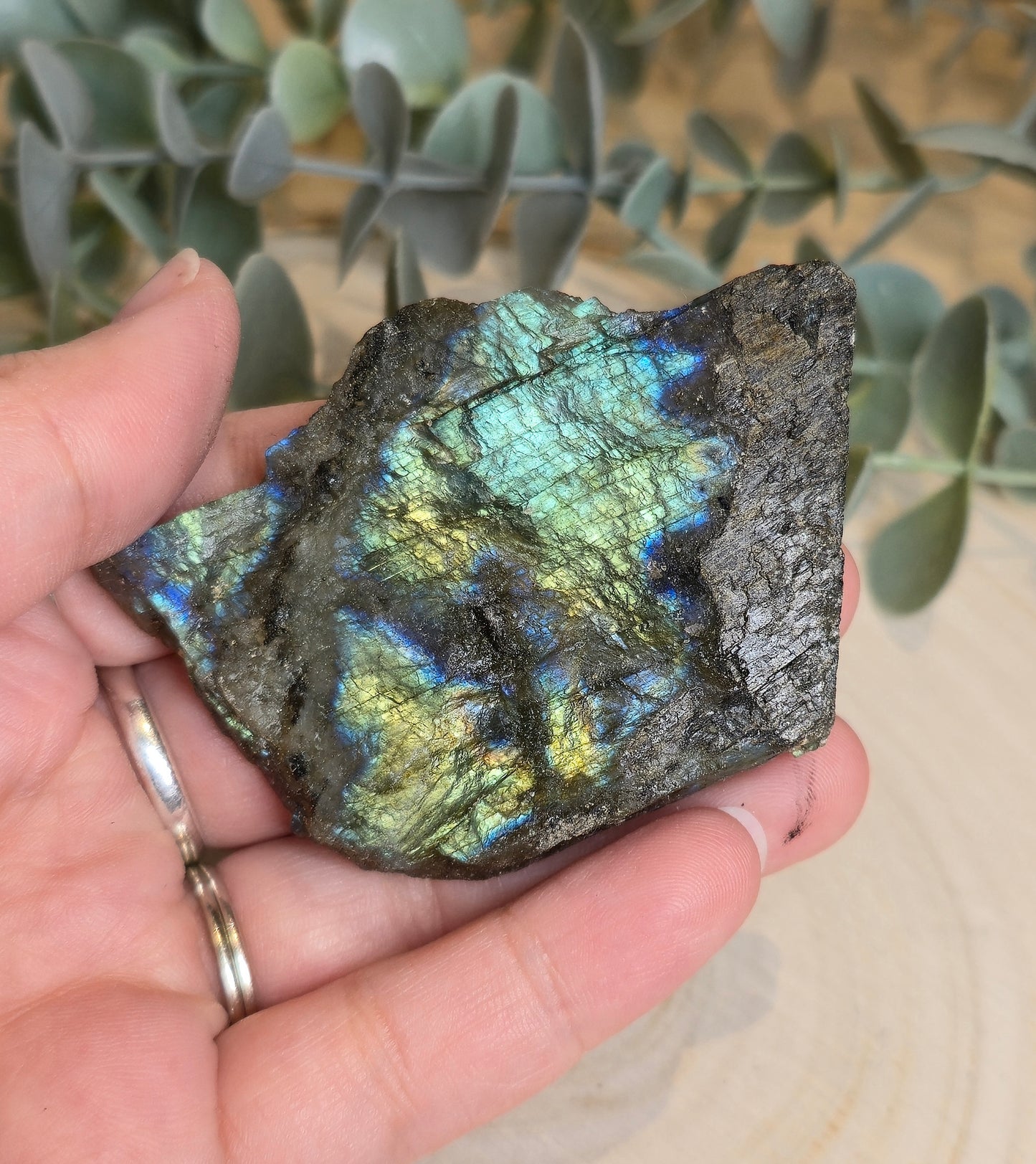 Labradorite brute