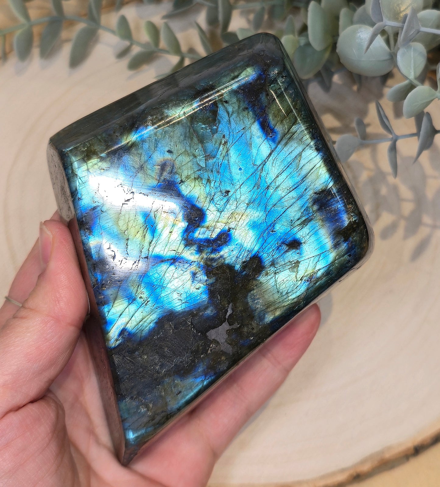 Freeform Labradorite