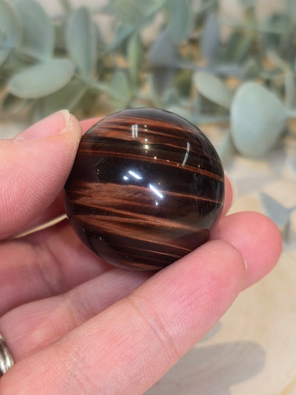 Sphère de Oeil de tigre rouge