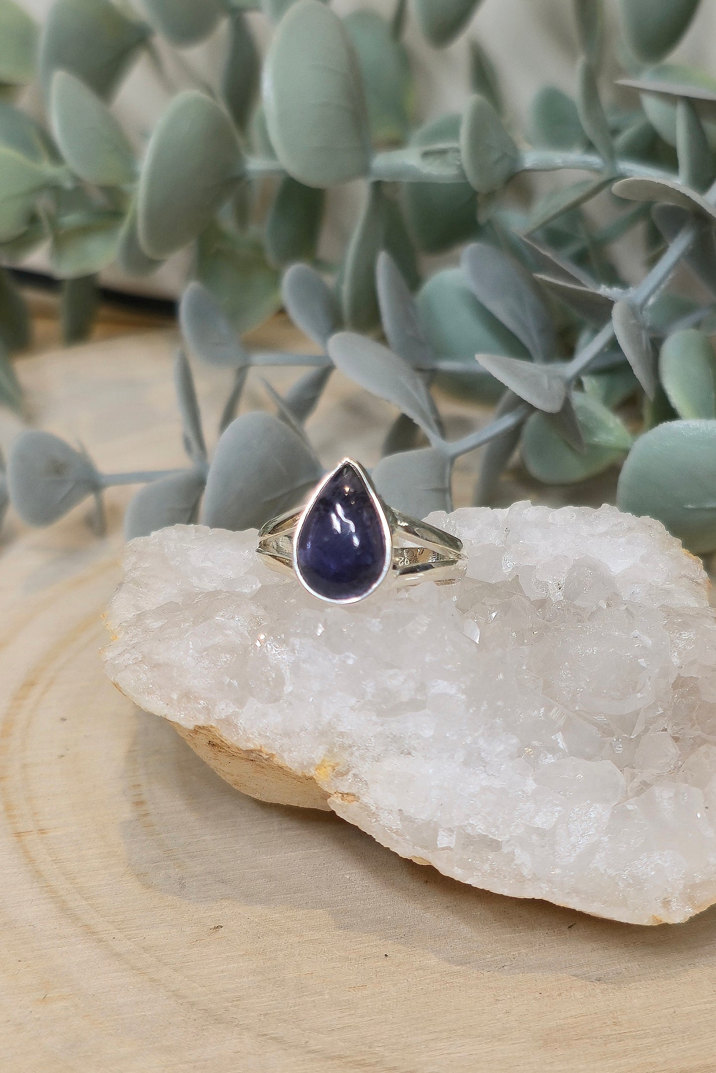 Bague Iolite