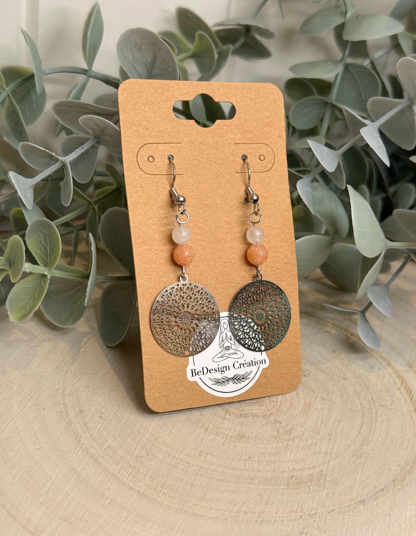 Boucles d’oreilles Mandala Calcite pêche et Quartz clair
