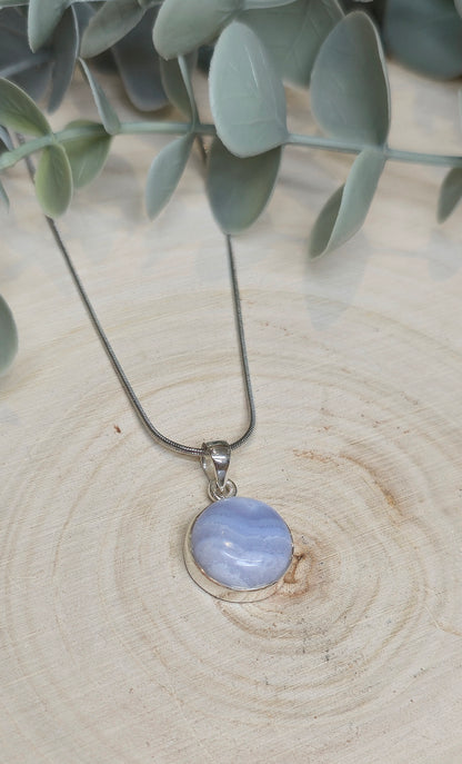Collier Agate Dentelle