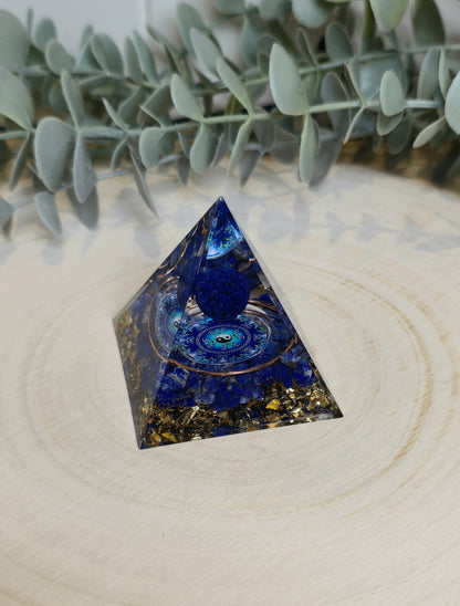 Pyramide Orgonite avec pierres - Lapis Lazuli Yin Yang