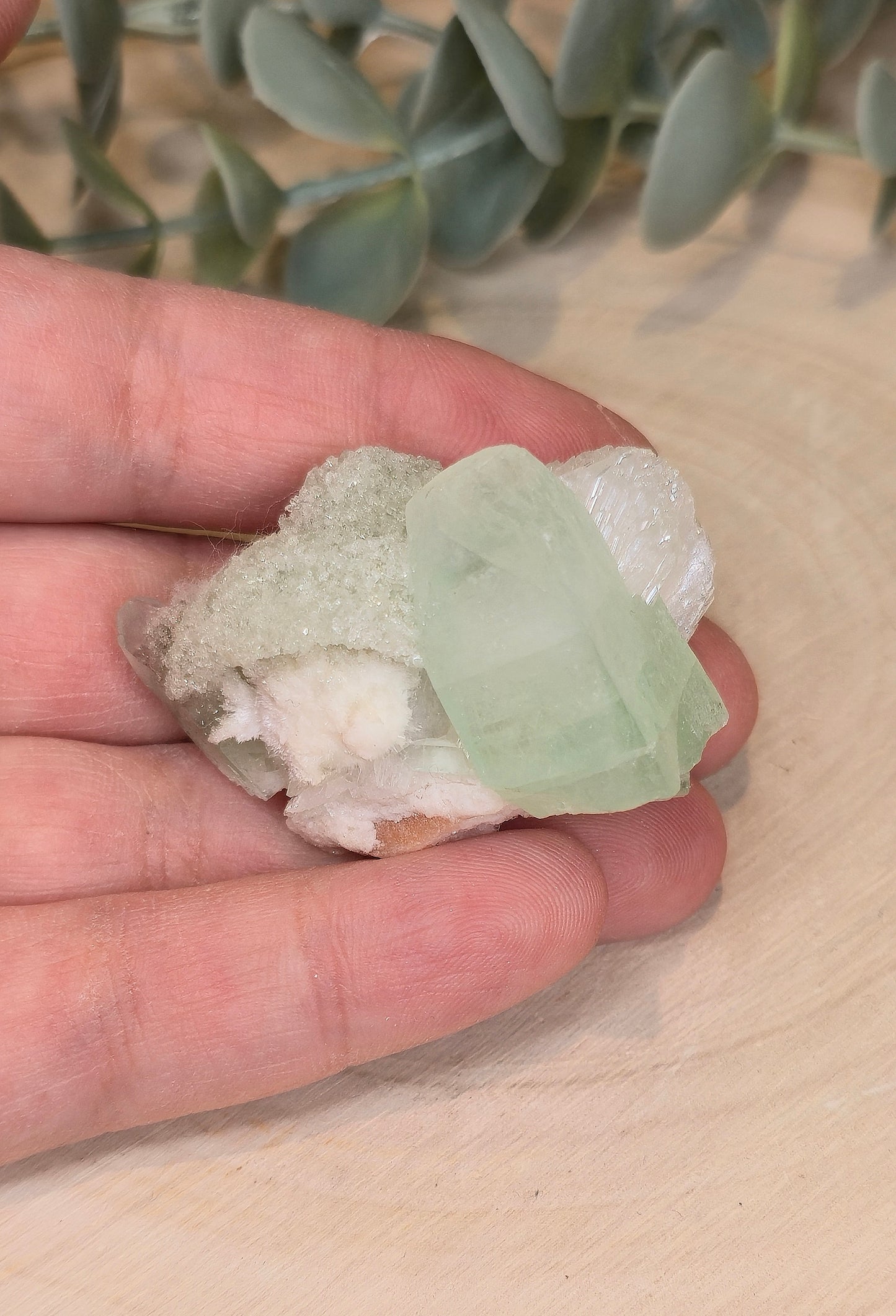 Apophyllite verte brute d'Inde