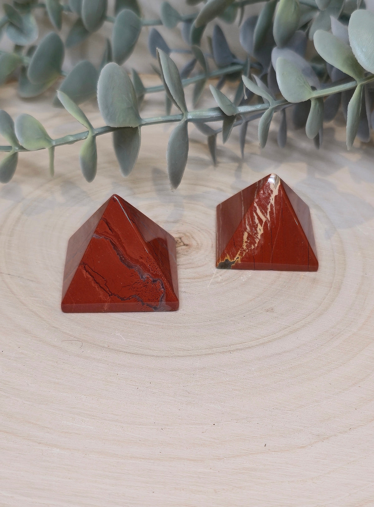 Pyramide Jaspe rouge