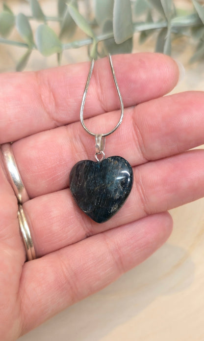 Collier en coeur en Apatite