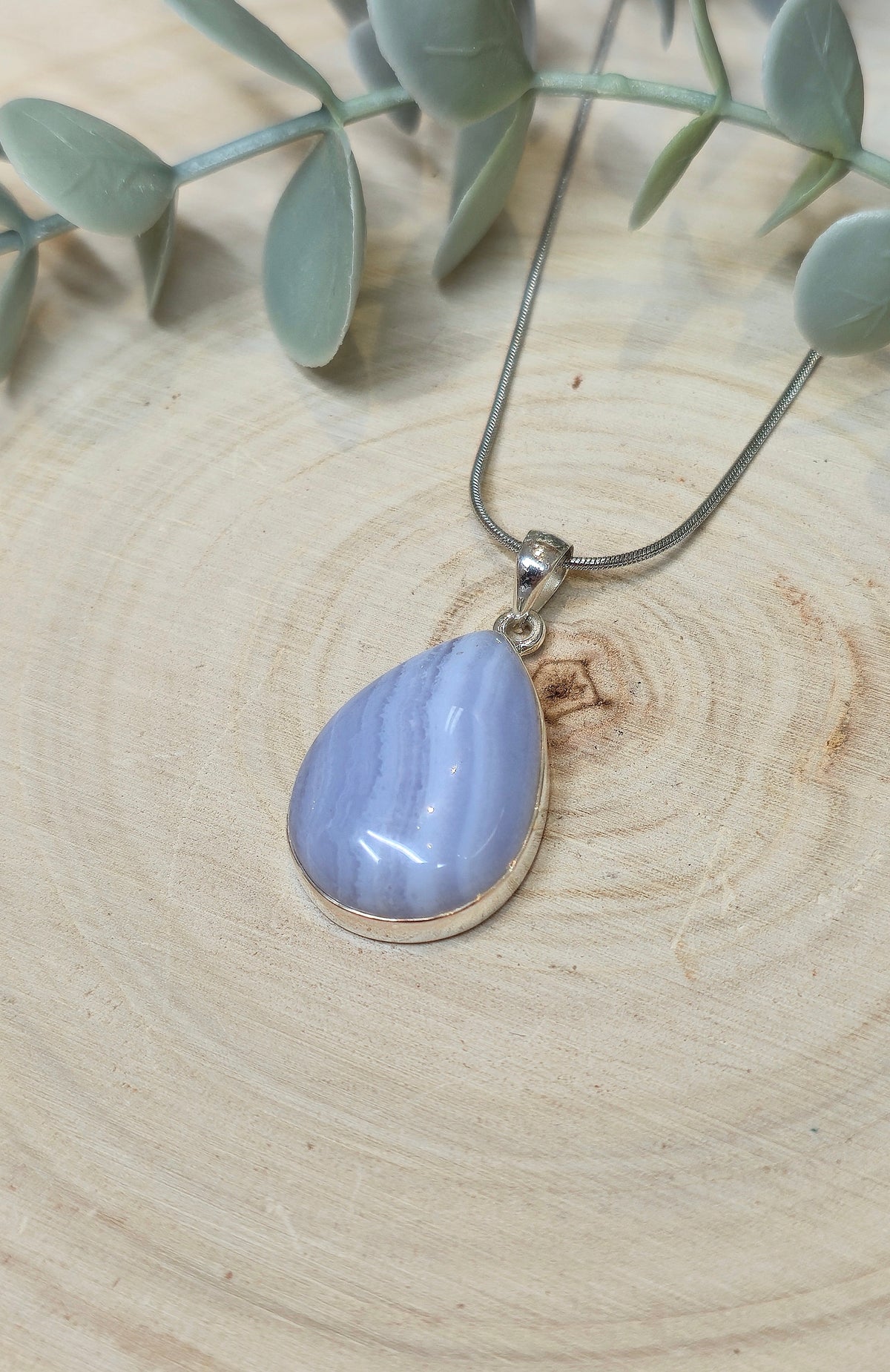 Collier Agate Dentelle