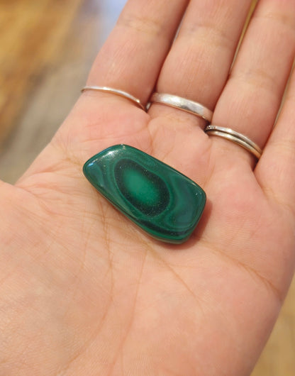 Pierre de paume en Malachite